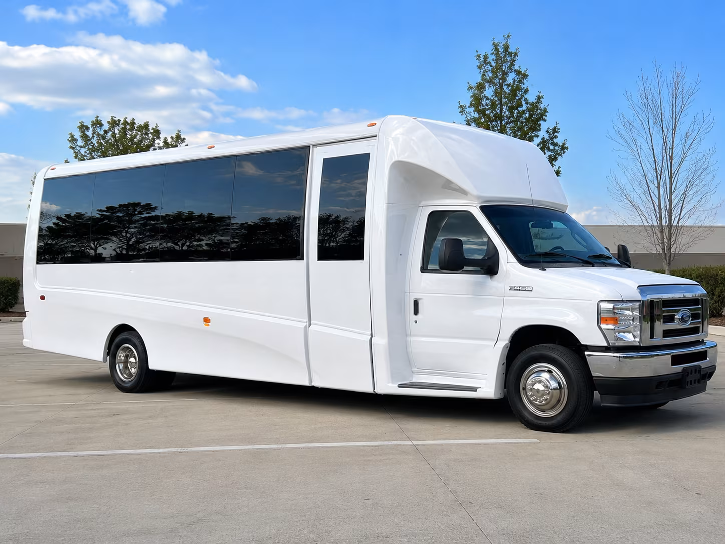 bus rentals for kia forum and sofi stadium concerts from orange county
