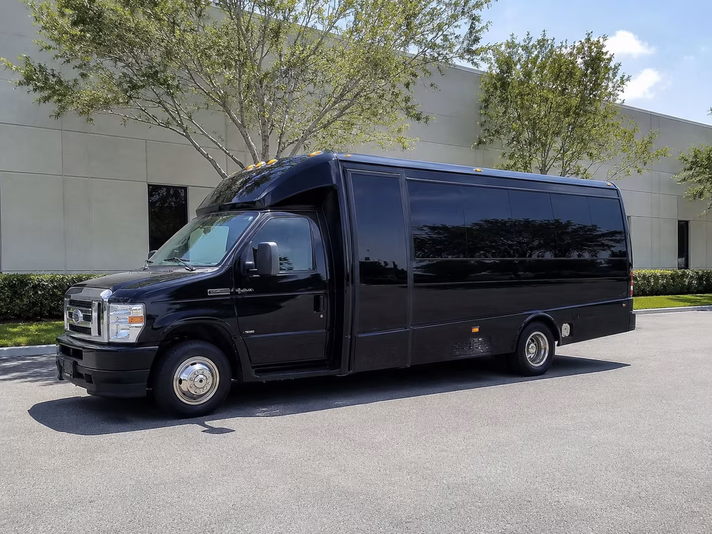 charter buses to hollywood bowl concerts from buena park