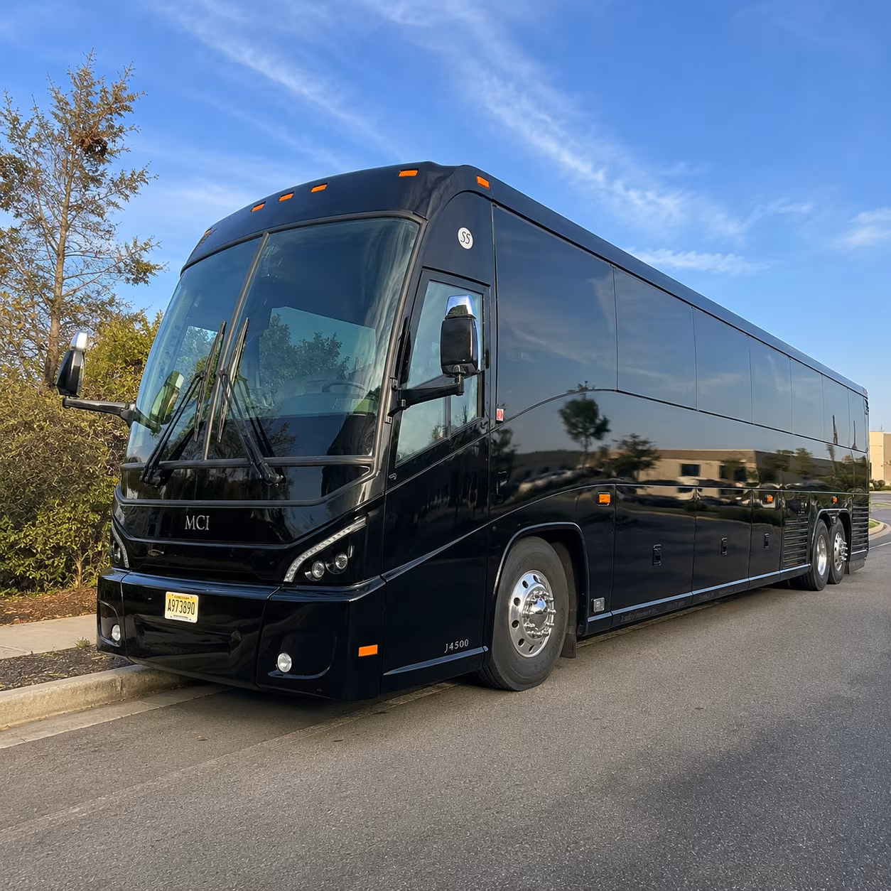 disneyland buena park hotel shuttle buses to area airports