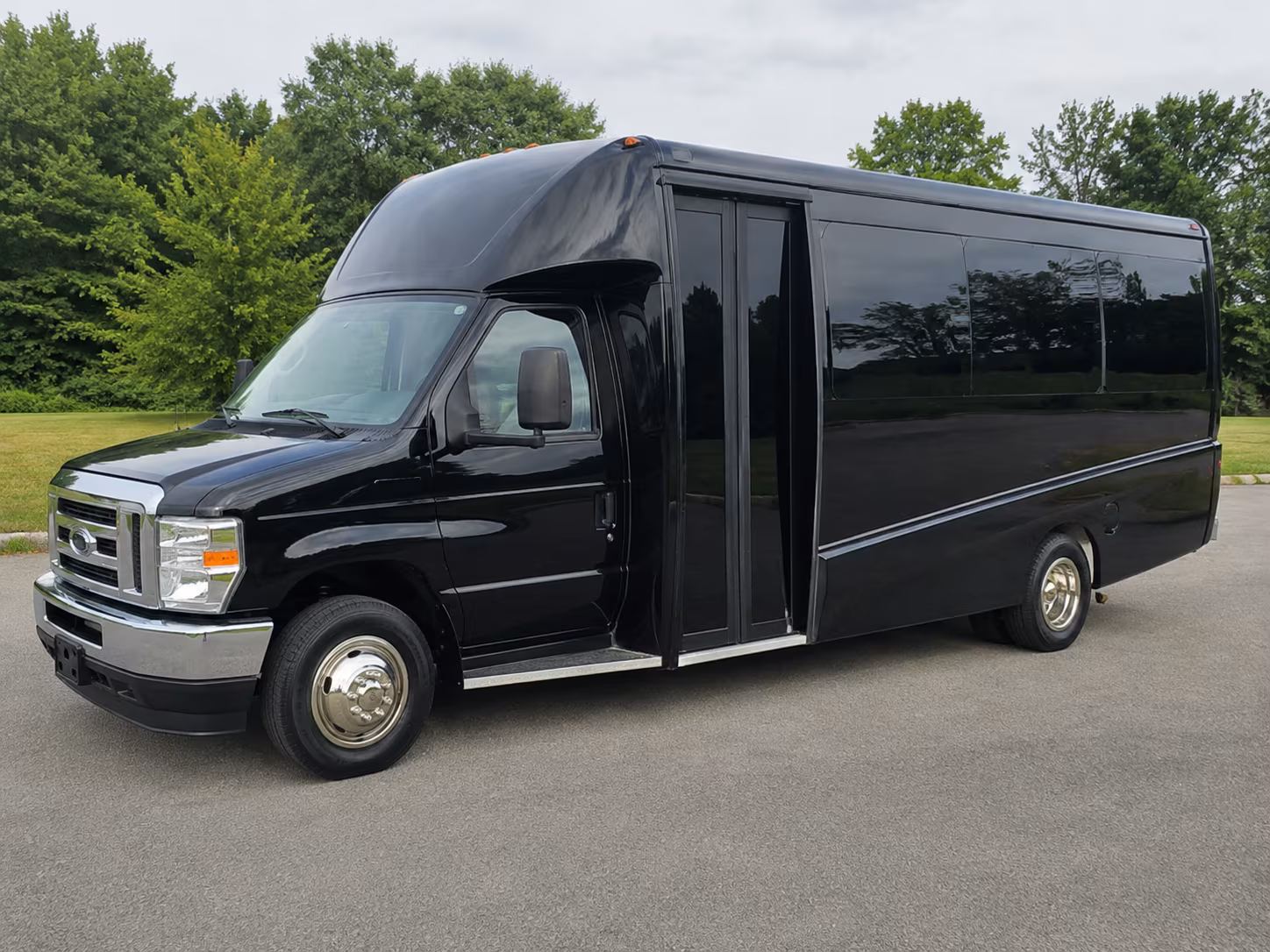 field trip buses to performing arts and cultural venues near buena park