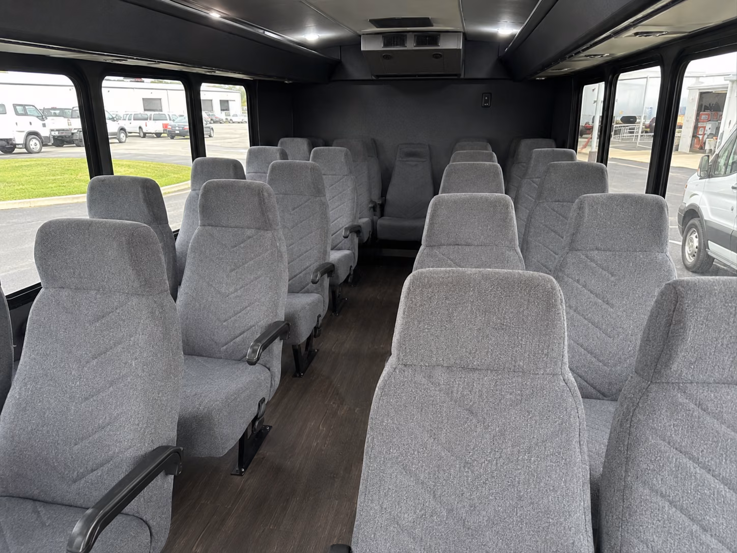 small group wine tour minibuses for intimate tastings around buena park